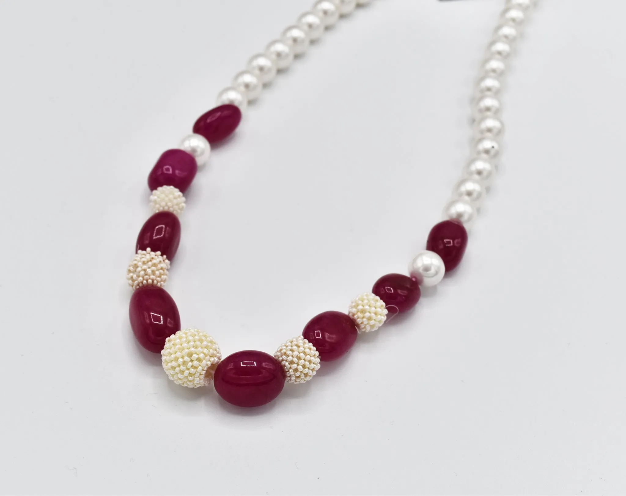 Anna Mesh Pearl Necklace