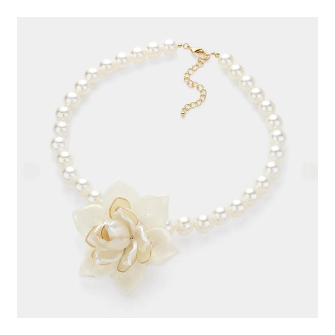 Flower Pearl Necklace Set