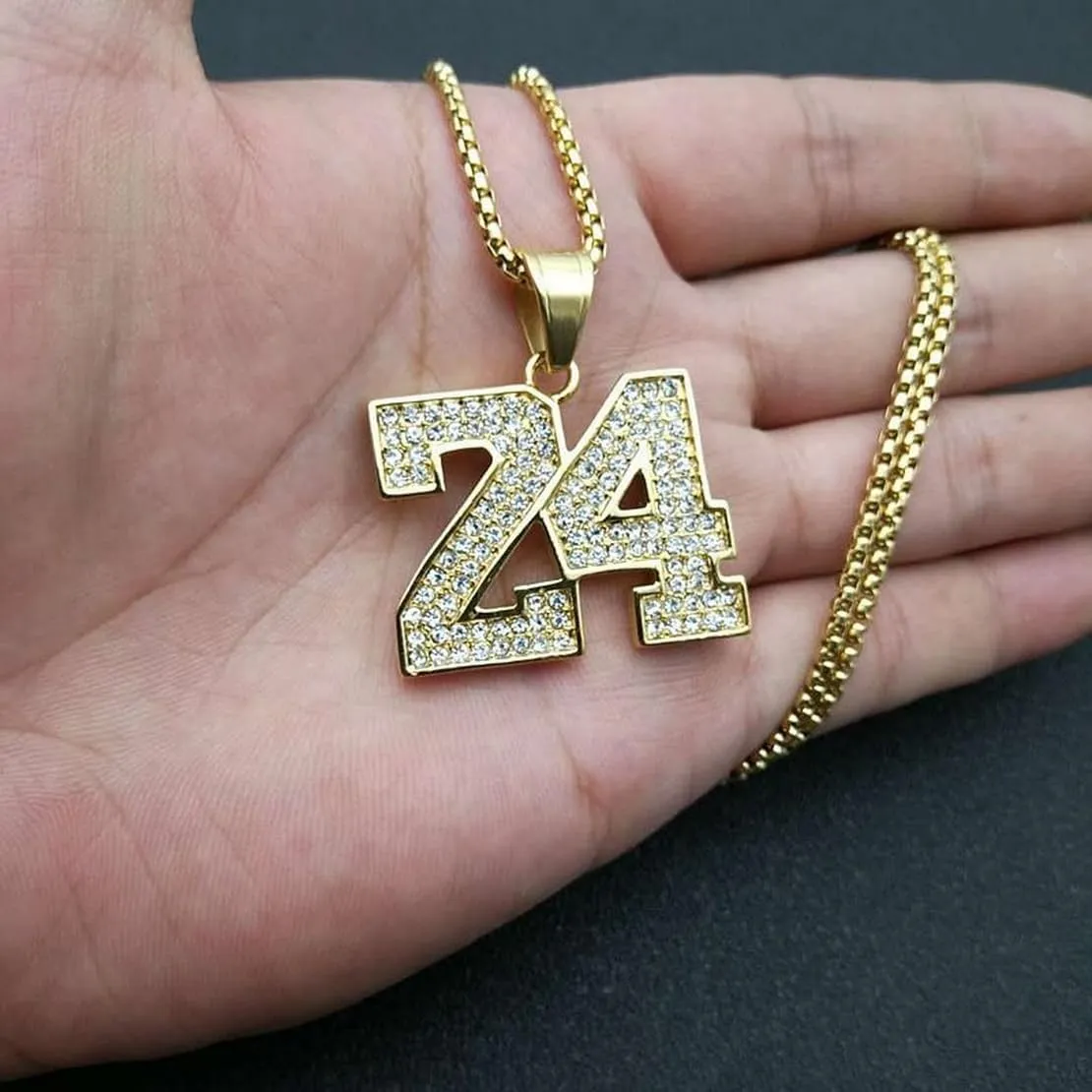 Iced-out Stainless Steel 18K Gold Plated Number Sports Simple Pendent Necklace for Men Hiphop Jewerly Cool Chain with Number Charm Athlete Y2K Simple Punk Fashion Jewelry