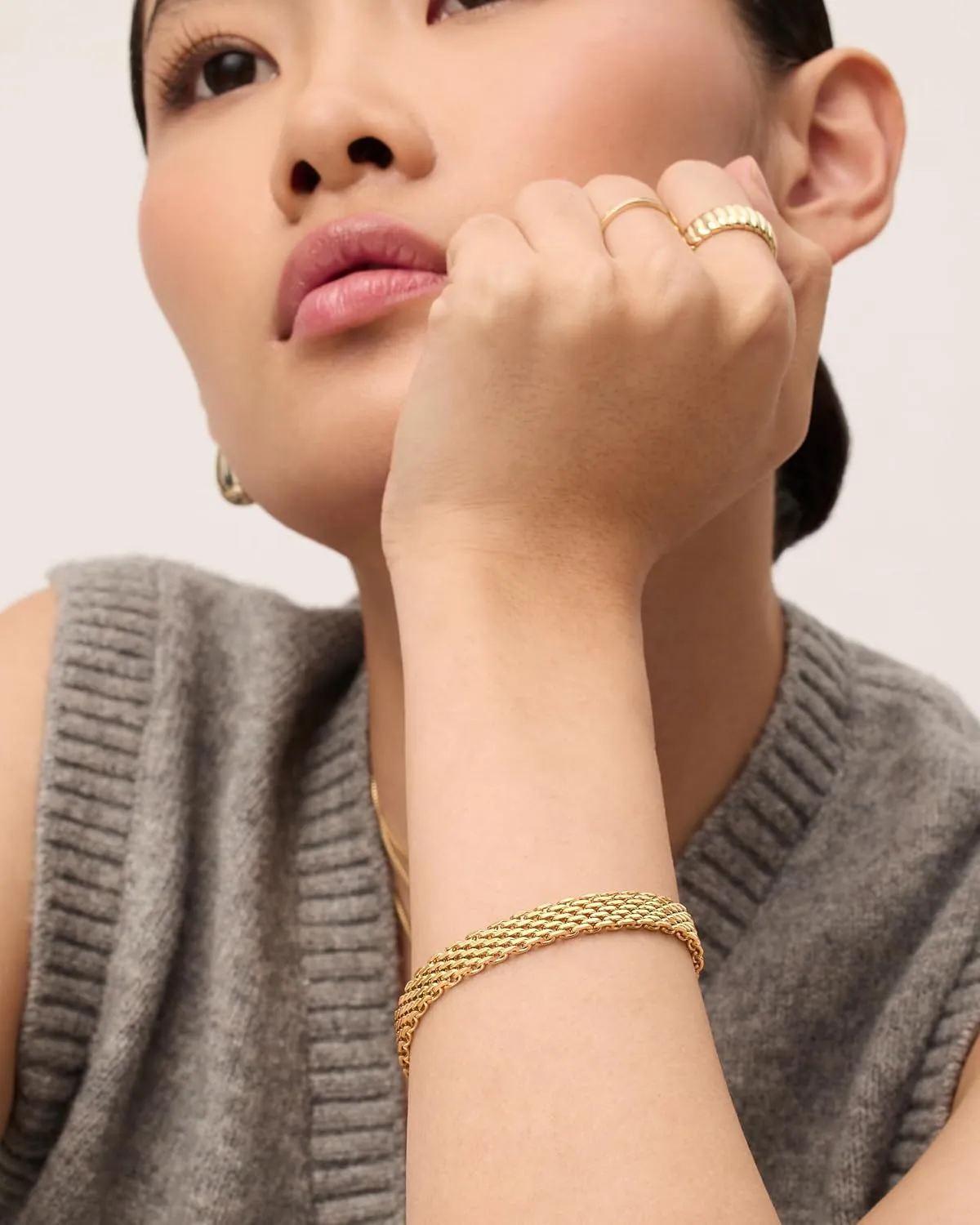 PAVOI 14K Gold Plated Chunky Chain Adjustable Bracelet for Women | Stainless Steel Lightweight Trendy Chain Bracelet